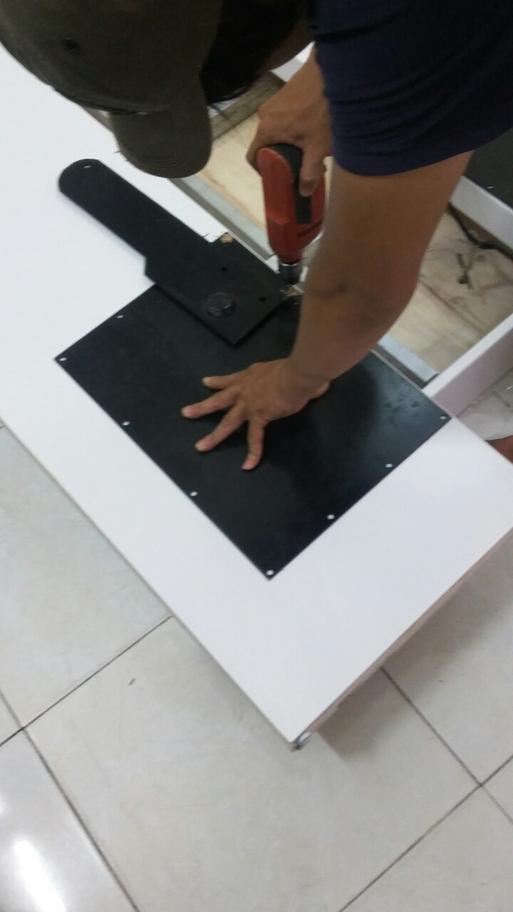 Bản lề giường thông minh